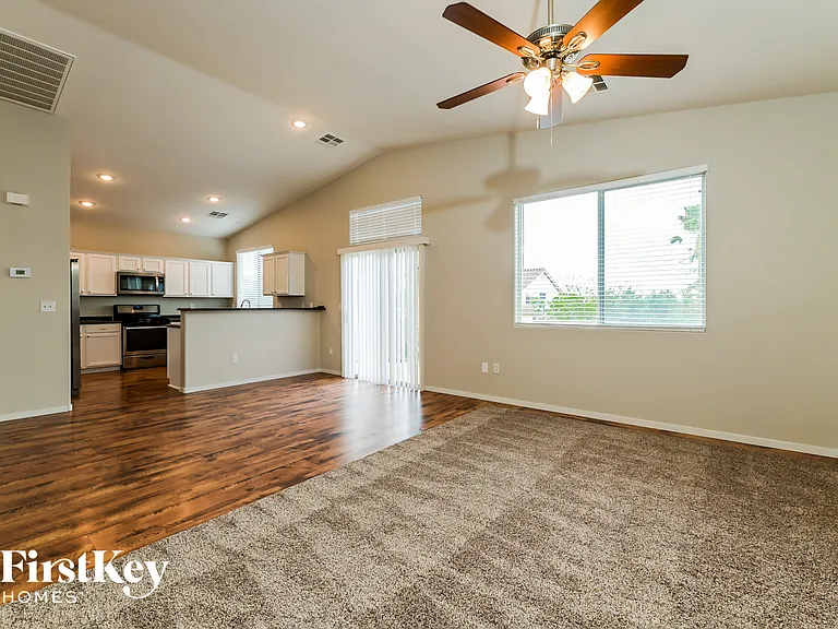 5624 Tallard Ct — Photo 4
