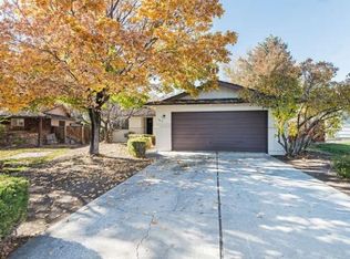 3015 Hillhouse Ct, Reno, NV 89512