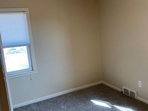 4th image of 24402 W Chicago St
