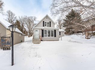 313 3rd St SE, Pelican Rapids, MN 56572