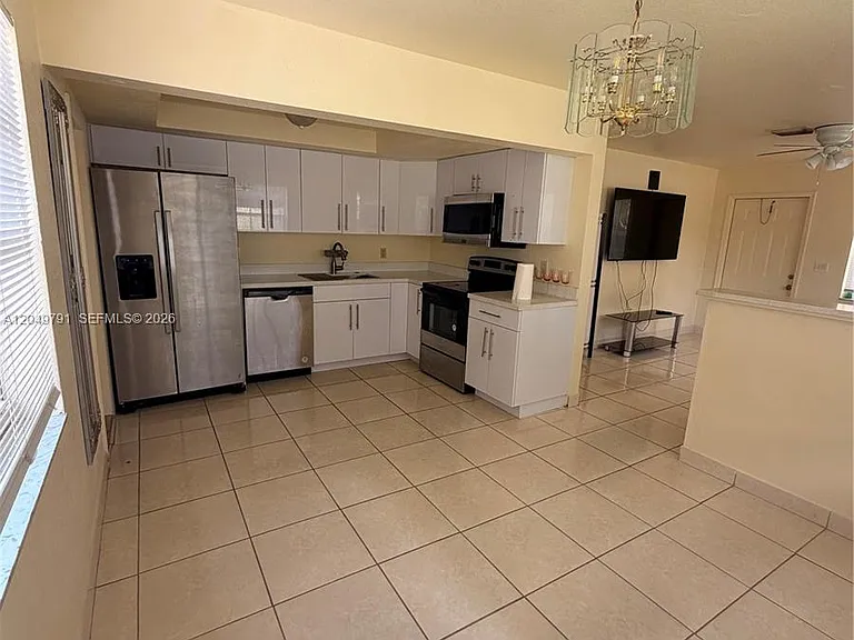1141 NW 5th Ave #1-2 — Photo 1