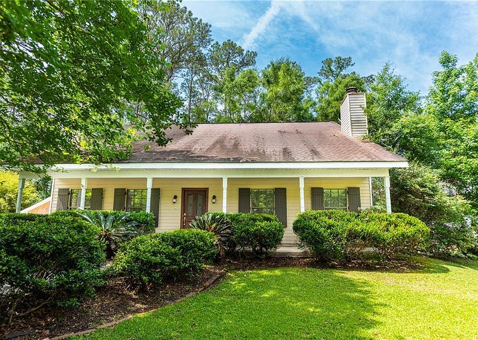 1st image of 28096 Evelyn Dr