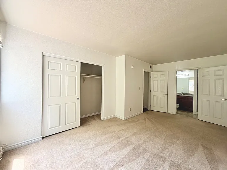 5493 Indian River Dr #375 — Photo 18