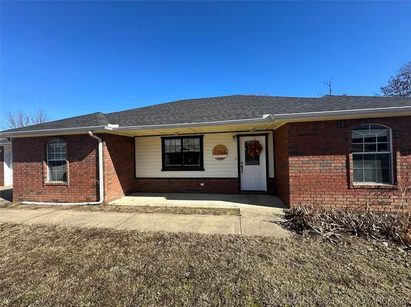 7956 S 95th St E, Braggs, OK 74423