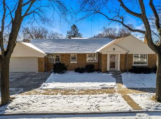 701 E Fairmount Ave, Whitefish Bay, WI 53217