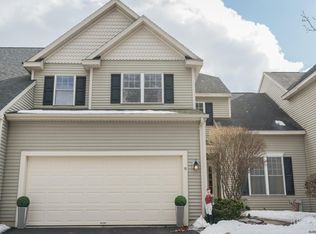 9 Donegal Way, Saratoga Springs, NY 12866