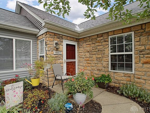 3rd image of 502 Saint Andrews Cir #502