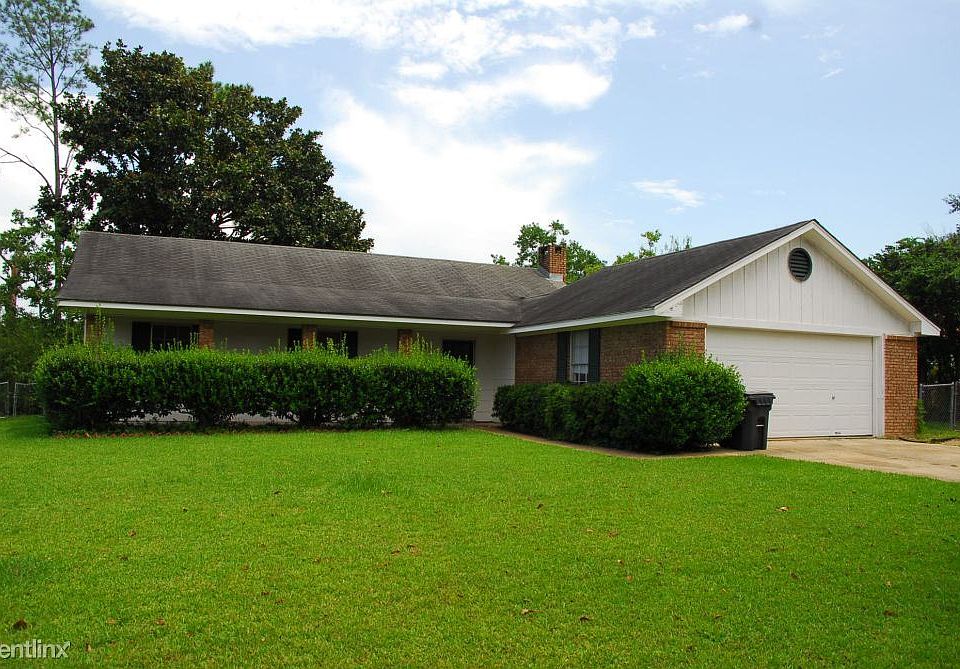 1st image of 15388 Woody Dr