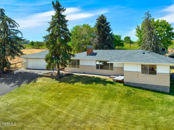 210 Ranchette Ln, Selah, WA 98942