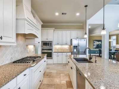 1636 Longwood Glen Ln, Friendswood, TX, 77546