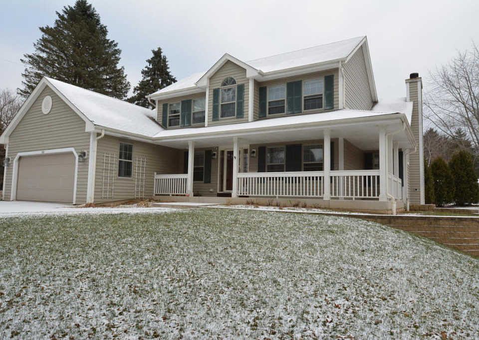 1st image of 300 Vernon Ave