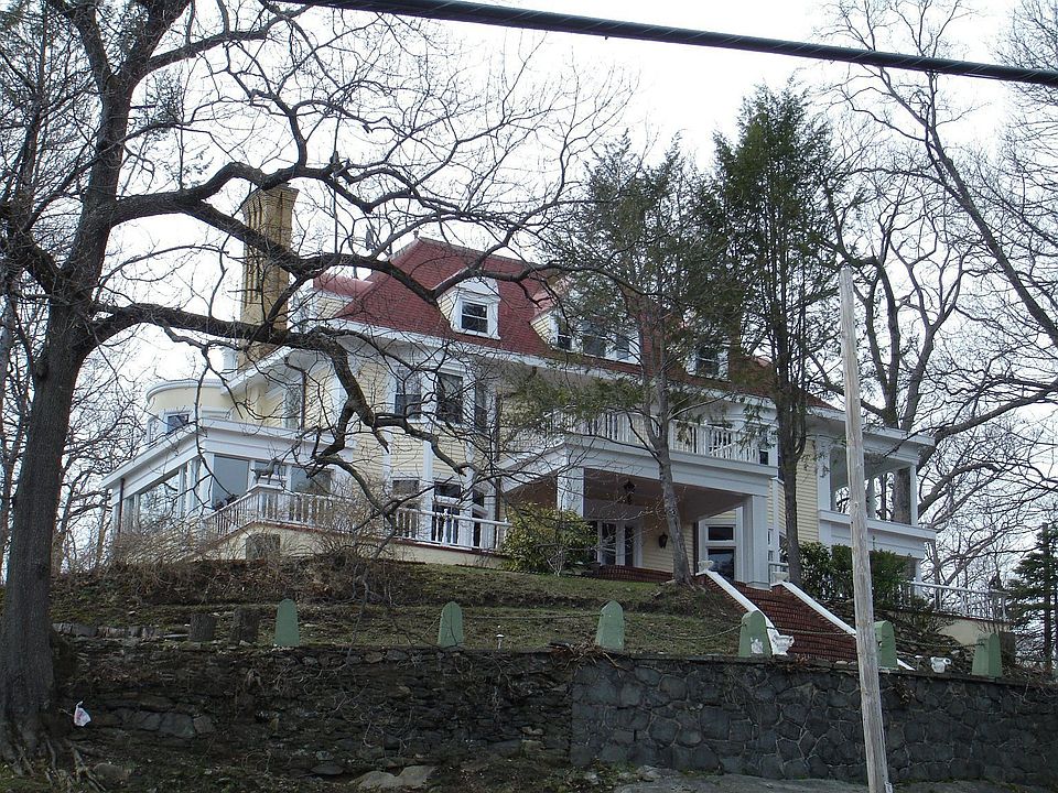 1st image of 369 Park Hill Ave