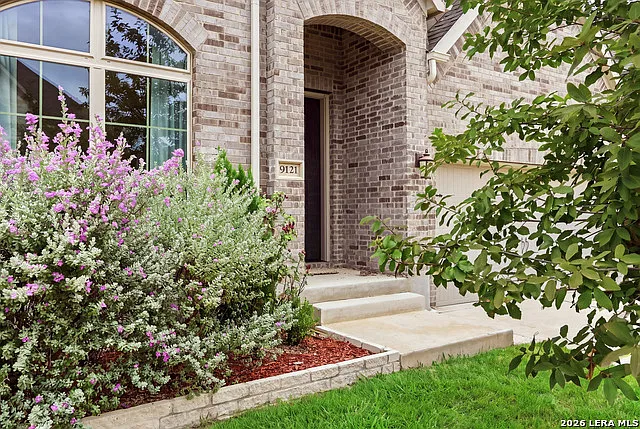 4 bed, 3.0 bath, 3004 sqft, $4,000 — Photo 4