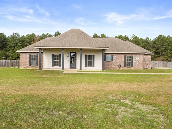 131 Eagle Point Rd, Leesville, LA 71446