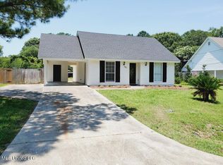 101 Griffith Rd, Hattiesburg, MS 39402