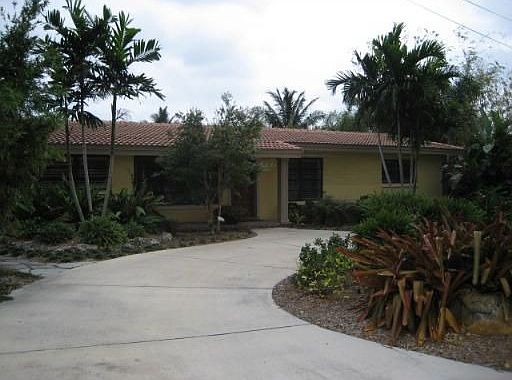 1st image of 2181 NW 27th St