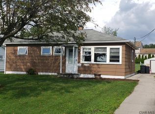 110 Clayton Dr, Johnstown, PA 15904