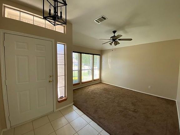 3rd image of 1706 Avante Dr
