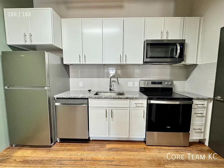 Harvey Dutton Lofts — Photo 25