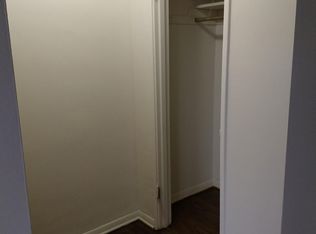 4915 Crain St #2, Skokie, IL 60077