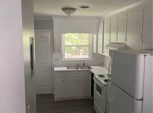 909 Phillips Rd, Kinston, NC 28504