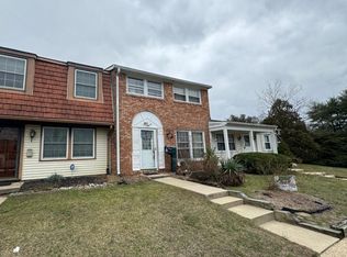 27 Radcliff Pl, Willingboro, NJ 08046