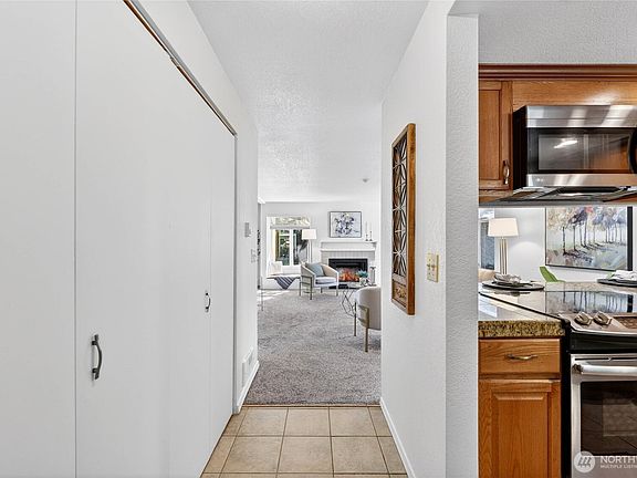 2nd image of 7370 West Lake Sammamish Parkway #2-106