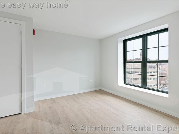 5th image of 10 Soden St #107