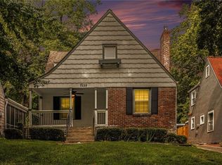 7228 Walnut St, Kansas City, MO 64114