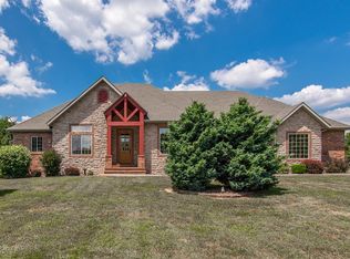 2573 W Fox Fire Ct, Nixa, MO 65714