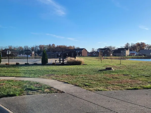 364 Villa Ln, Shepherdsville, KY 40165