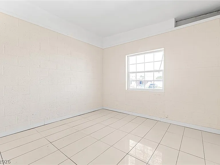 2204 S 15th St #2204 — Photo 10