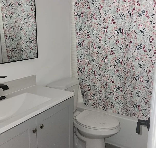 467 Golden Isles Dr #110 — Photo 18