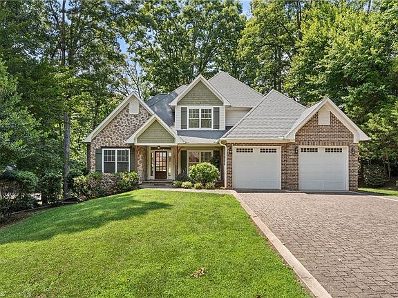 2nd image of 347 Friendship Cir
