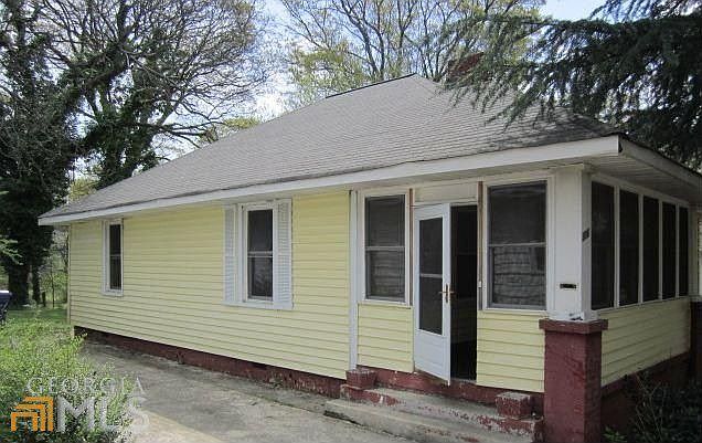 2nd image of 806 Peeples St SW