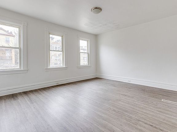 3rd image of 440 Hays Ave #3