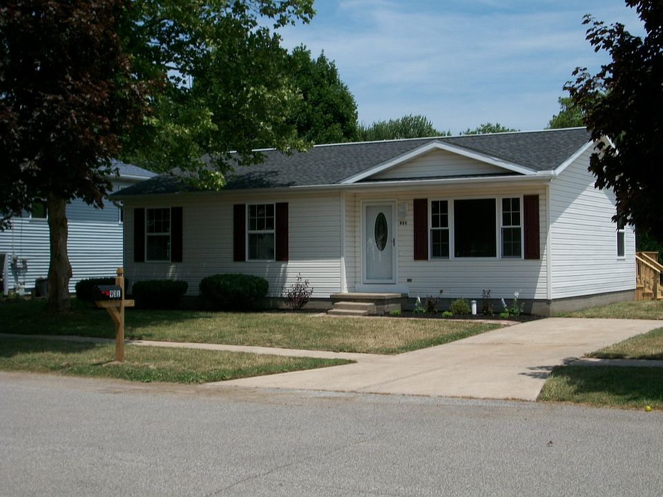 1st image of 931 Aurora Ave