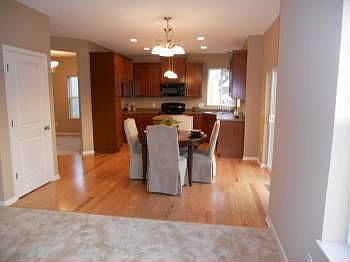 5th image of 12728 Midway St NE