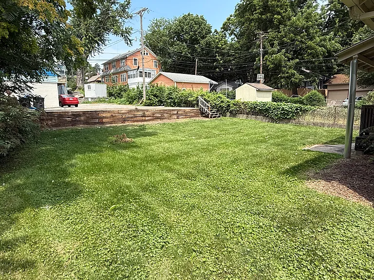824 N 47th St — Photo 25