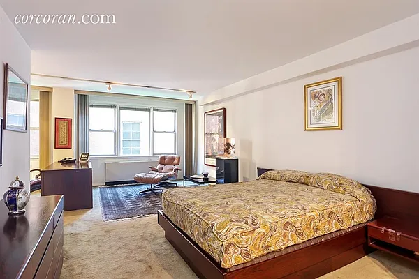 Sold by Corcoran | media 14
