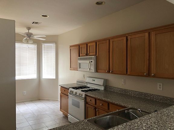 3rd image of 308 Golden Shore Dr