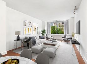 200 Riverside Blvd