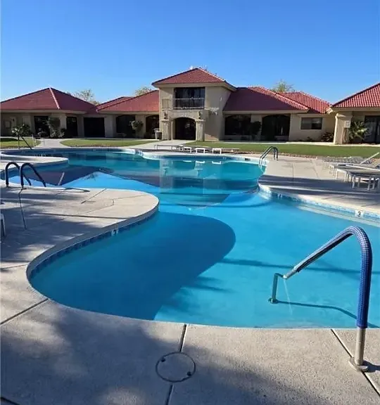 Community pool