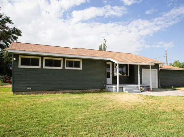 1320 Russell Ave, Worland, WY 82401