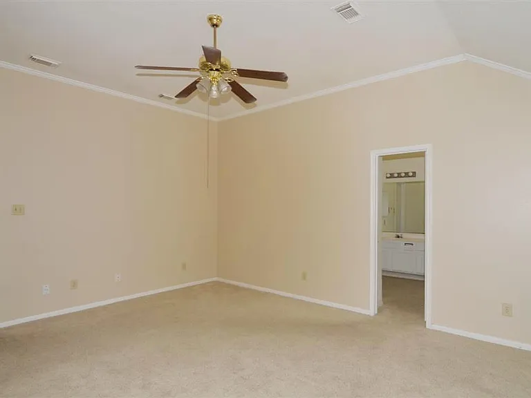 11514 Sagecreek Dr — Photo 11