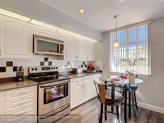 4th image of 4130 W Palm Aire Dr APT 302C