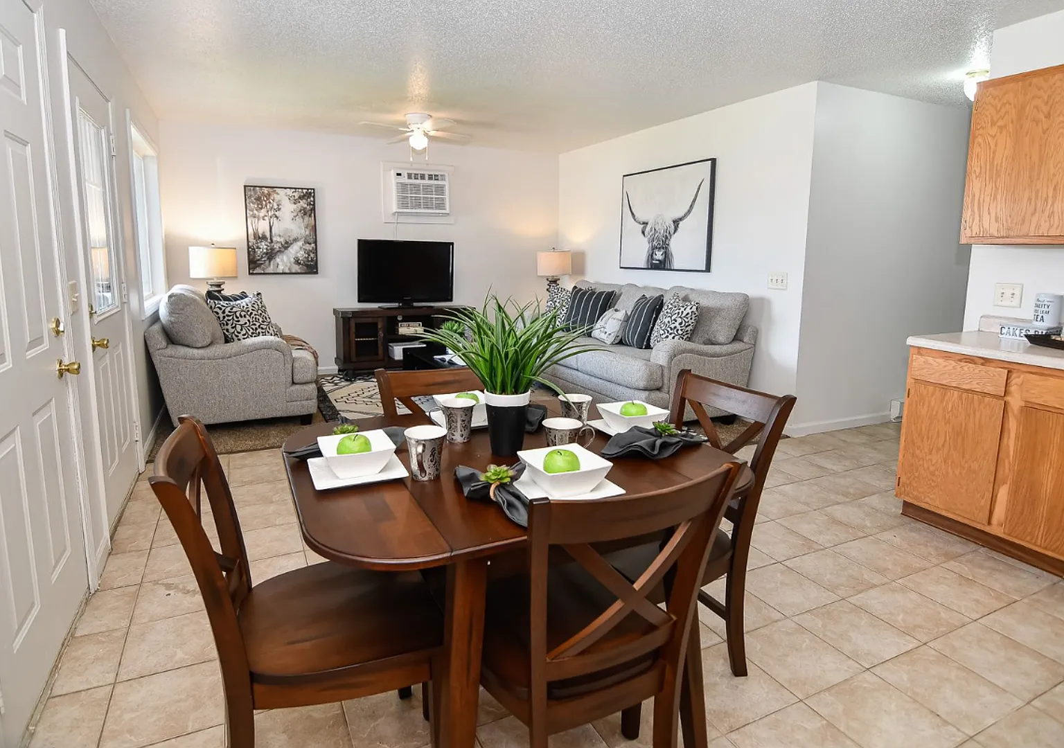 3 Bedroom, Single-story Townhomes for rent in Newton, IA — Photo 1