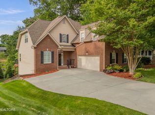 8829 Nubbin Ridge Rd, Knoxville, TN 37923