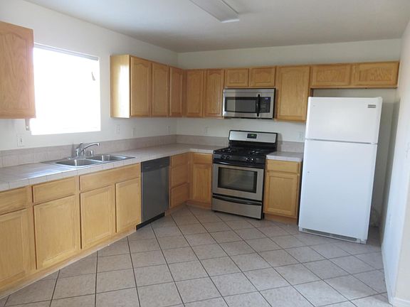 3rd image of 3613 Tres Piedras Way