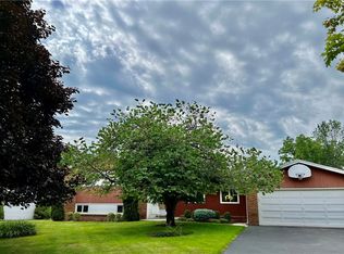 125 Warren Ave, Rochester, NY 14618